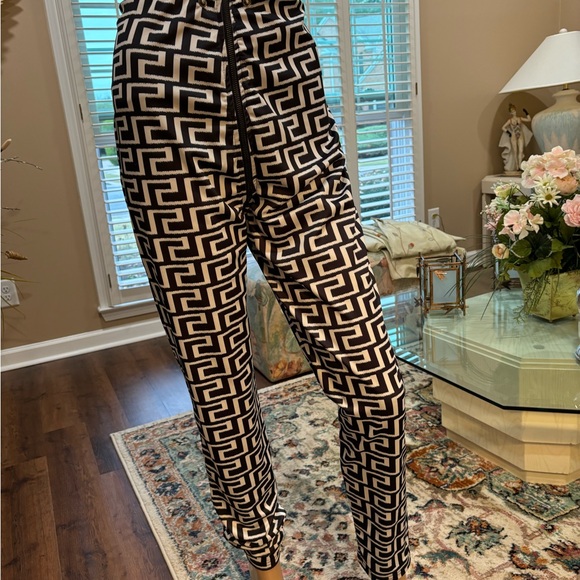 ECCLECTIC, FUN, FUNKY & UNIQUE PANTS EXCELLENT CONDITION - Picture 1 of 9